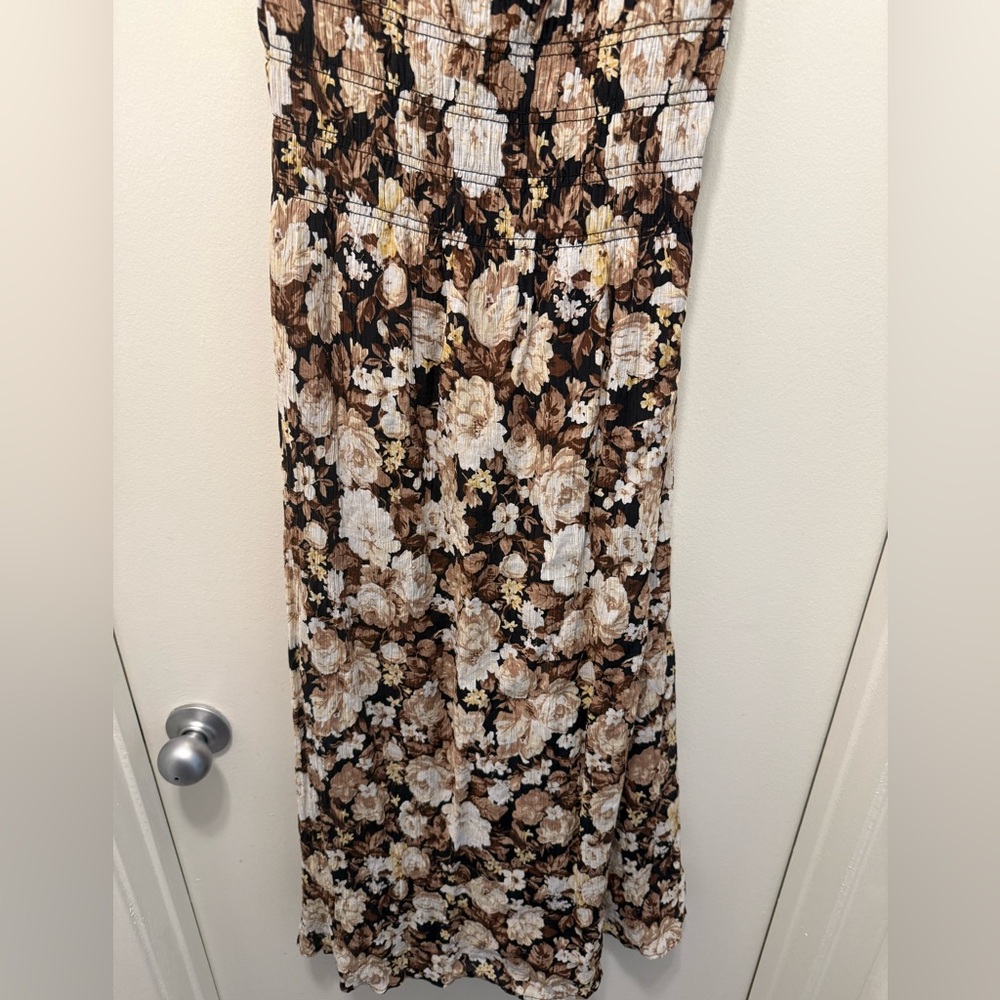 Abercrombie & Fitch Strapless Drop Waist Smocked Maxi Dress - Picture 3 of 5